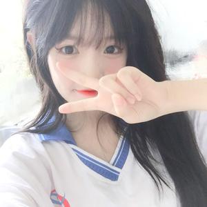 校花大胸奶汁乳流奶水出来新闻
